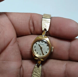 Vintage Benrus Ladies Watch Gold Tone Wind Up Mechanical Tested And Working show